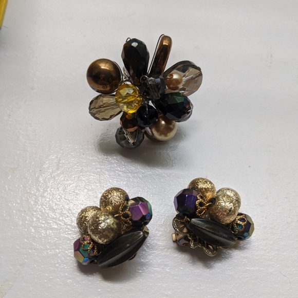 Vintage Jewelry - Antique clip-on gemstone earrings w statement ring